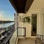 Apartment Dashing Oasis